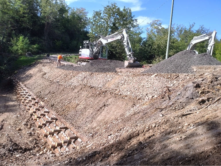 Ripristino strada con ingnegneria naturalistica Traversetolo Parma 