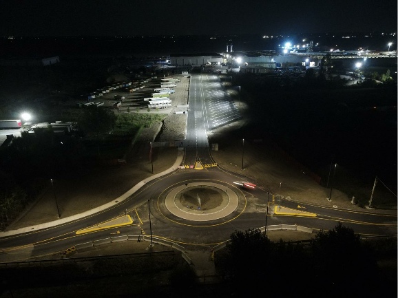 Costruzione e manutenzione di strade a Parma e provincia, costruzione rotonda stradale ingresso azienda Greci Spa a Parma 