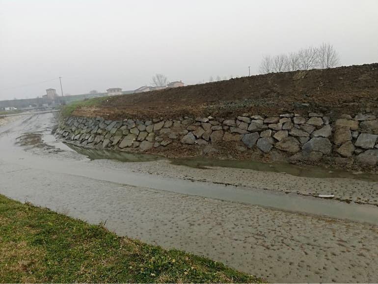 Opere di difesa spondale 3