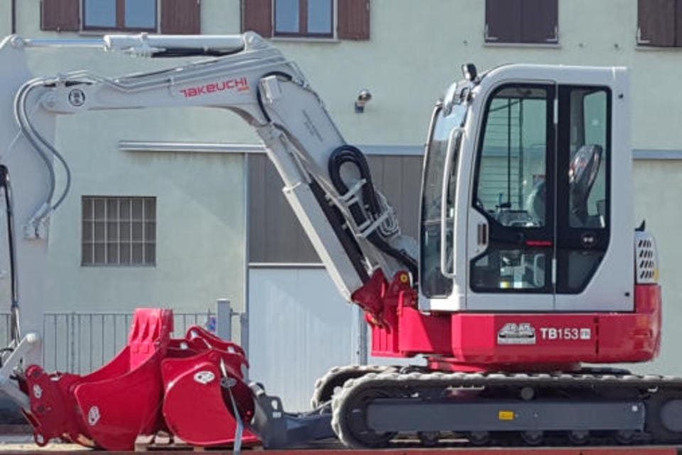 Impresa di costruzioni strade e fognature a Parma e provincia, Cavalli Gianfranco Srl